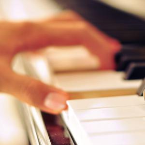 美女露%100的尿孔无档图片
